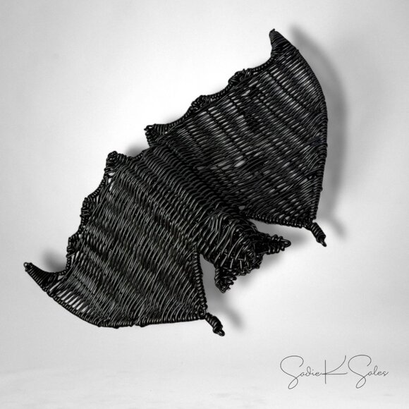 Woven Bat Tabletop Decor Black, 9.25", Halloween Way To Celebrate - Walmart - Picture 7 of 12